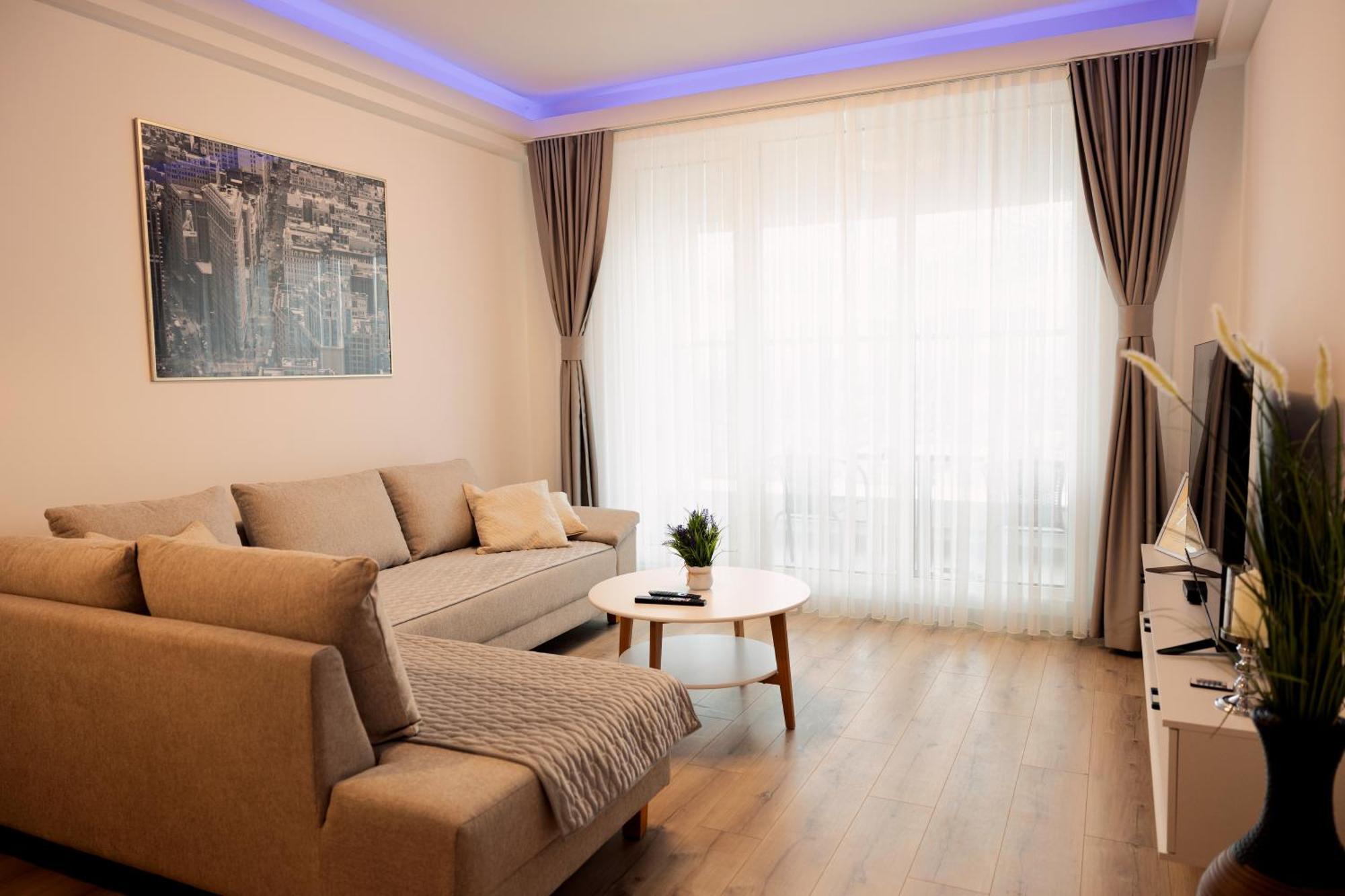 33Rd Floor Twin Apartments In Cevahir Sky City Complex With Pool, Spa, Fitness And Parking Included In Price Skopje Esterno foto