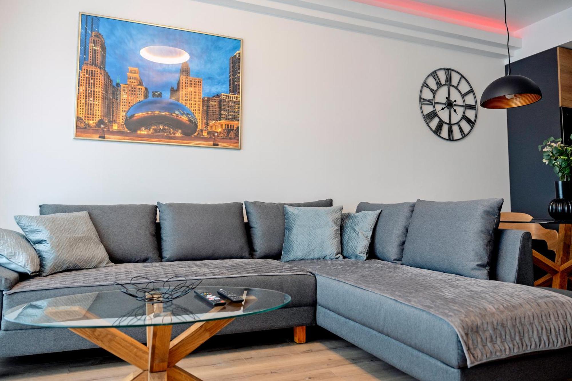33Rd Floor Twin Apartments In Cevahir Sky City Complex With Pool, Spa, Fitness And Parking Included In Price Skopje Esterno foto