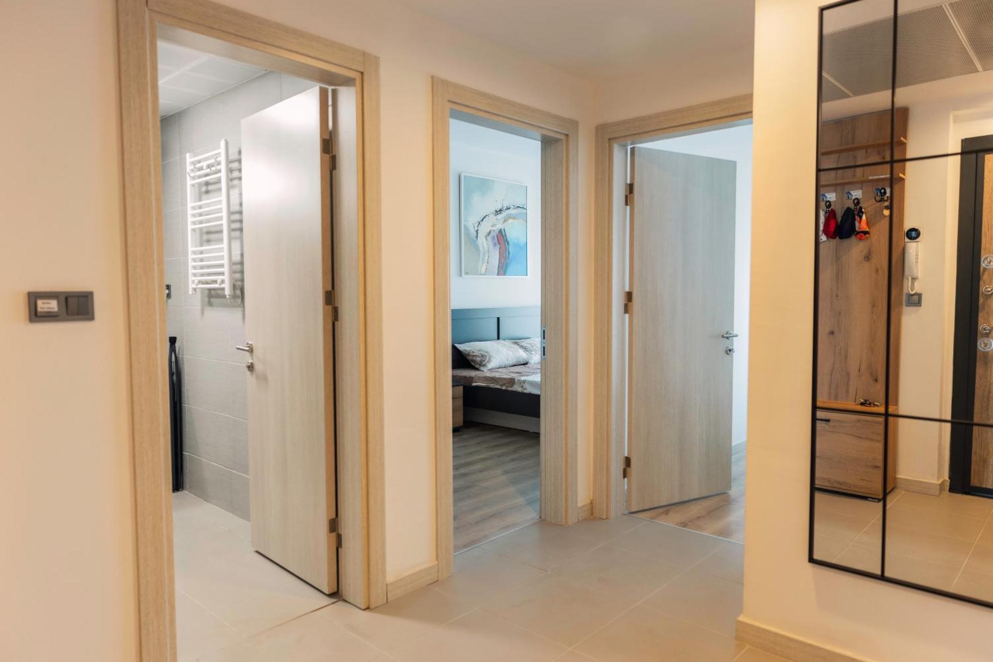 33Rd Floor Twin Apartments In Cevahir Sky City Complex With Pool, Spa, Fitness And Parking Included In Price Skopje Esterno foto