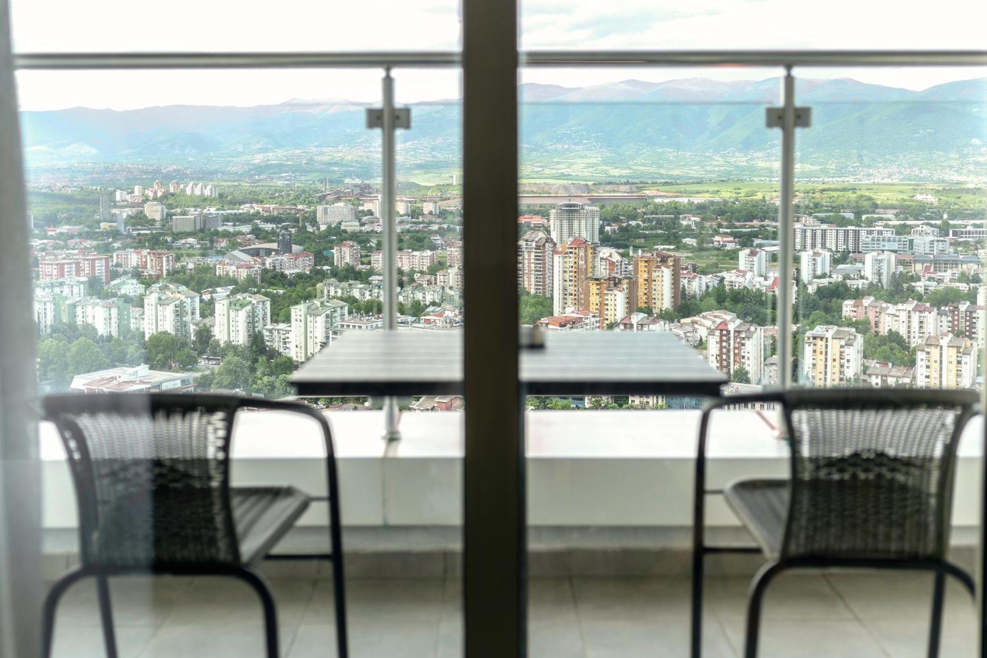 33Rd Floor Twin Apartments In Cevahir Sky City Complex With Pool, Spa, Fitness And Parking Included In Price Skopje Esterno foto