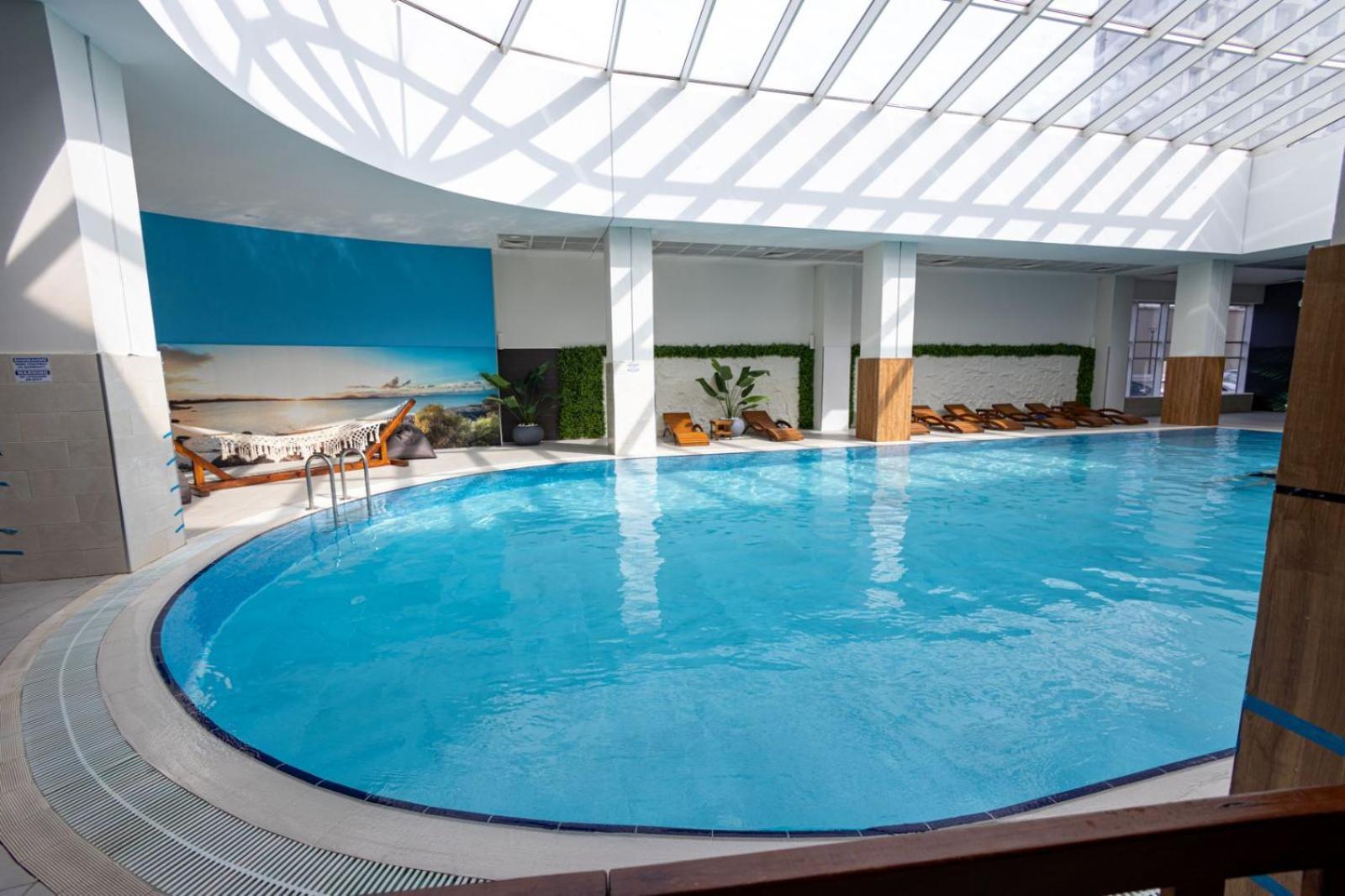 33Rd Floor Twin Apartments In Cevahir Sky City Complex With Pool, Spa, Fitness And Parking Included In Price Skopje Esterno foto