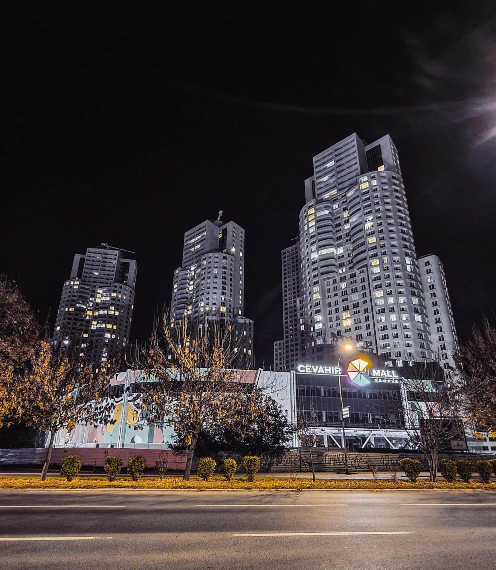 33Rd Floor Twin Apartments In Cevahir Sky City Complex With Pool, Spa, Fitness And Parking Included In Price Skopje Esterno foto